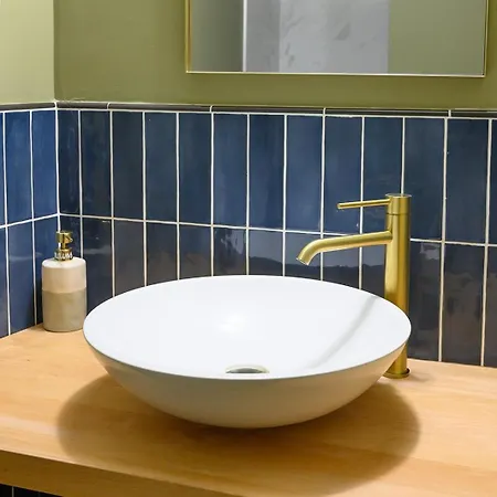 Le Clos Du Petit-saint-thomas * La Garnache